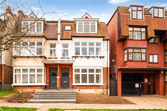 2 Bedroom Flat To Rent In Nether Street, London, N3