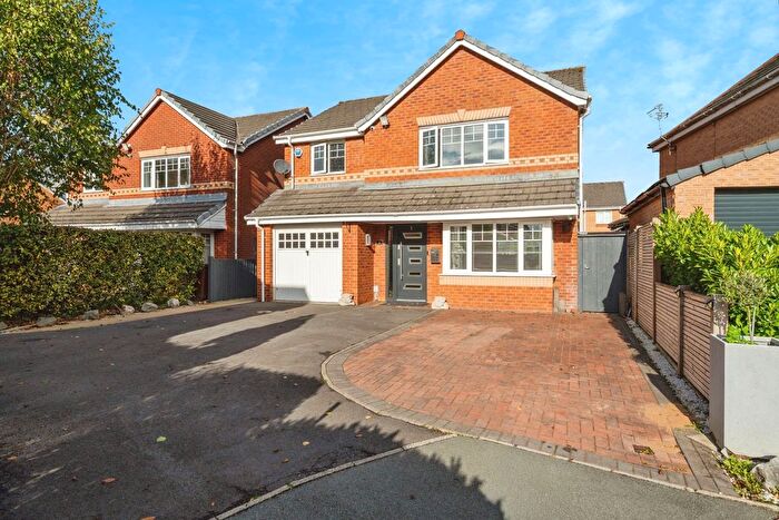4 Bedroom Detached House For Sale In Askrigg Close, Atherton, Manchester, Greater Manchester, M46