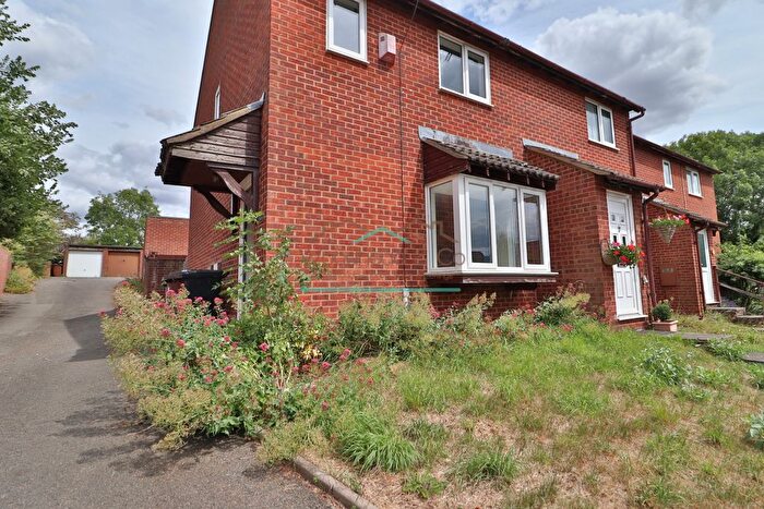 3 Bedroom Semi-Detached House To Rent In Senwick Drive, Wellingborough, NN8