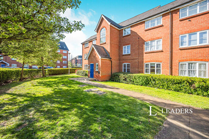 1 Bedroom Apartment To Rent In Crown Quay, Bedford, MK40