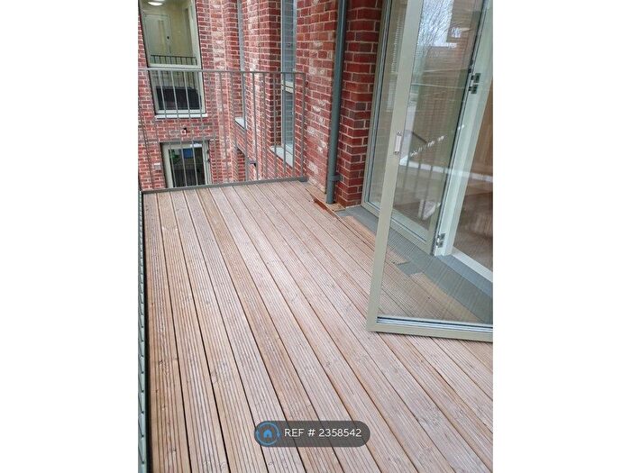 2 Bedroom Flat To Rent In Chesterton House, Harrow On The Hill, HA1