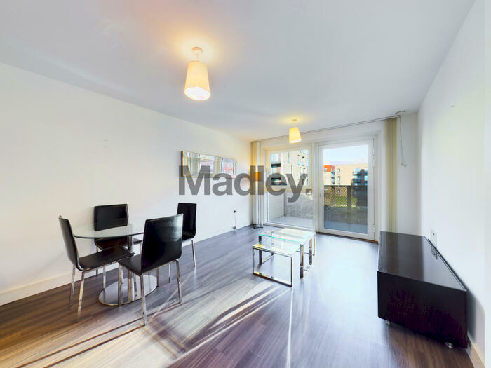 1 Bedroom Flat To Rent In Pell Street, SE8