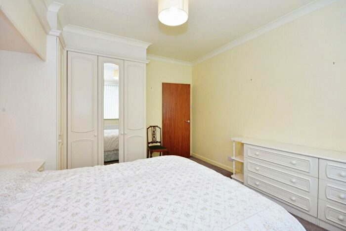 3 Bedroom Detached Bungalow For Sale In Mottram Old Road, Stalybridge, SK15