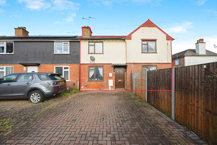 3 Bedroom Semi Detached House For Sale In Knock Road, Ashford, TN23