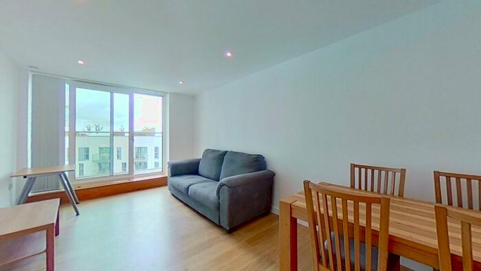 2 Bedroom Apartment To Rent In Keats Apartments, Saffron Central Square, Croydon, CR0
