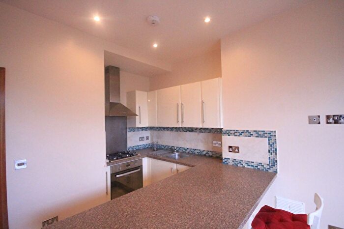1 Bedroom Flat To Rent In Green Lanes, Wood Green, N8