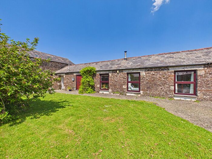 3 Bedroom Terraced Bungalow For Sale In Roundhayes Farm, Crackington Haven, EX23