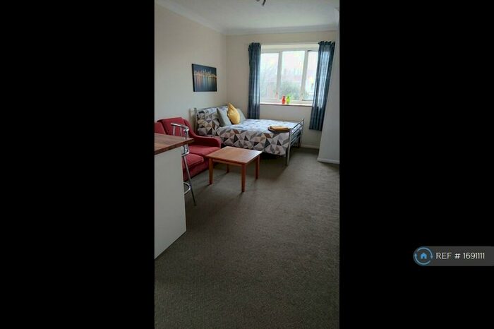 Studio To Rent In Ocean Court, Bournemouth, BH1