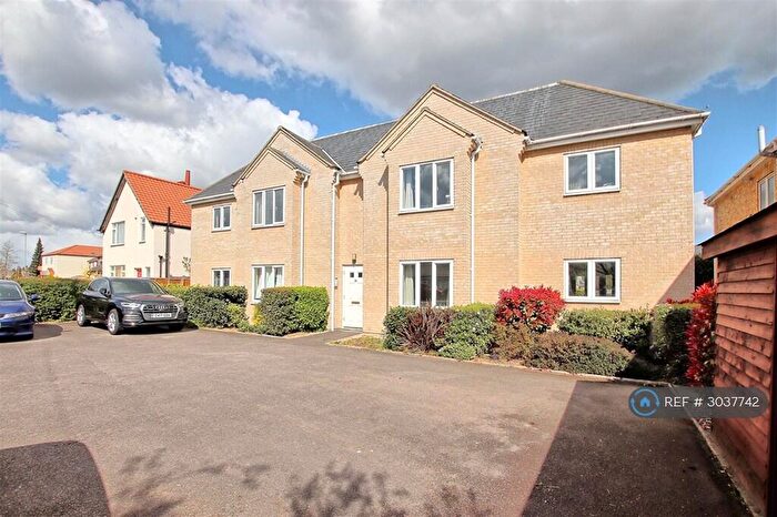 2 Bedroom Flat To Rent In Green End Road, Cambridge, CB4