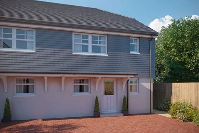 3 Bedroom Property To Rent In Progress Close, Walberton, Arundel, BN18