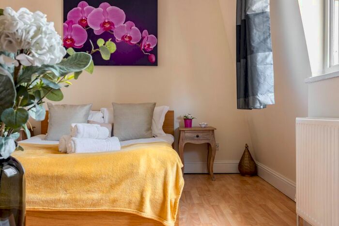 1 Bedroom Studio To Rent In Crawford Place, London, W1H