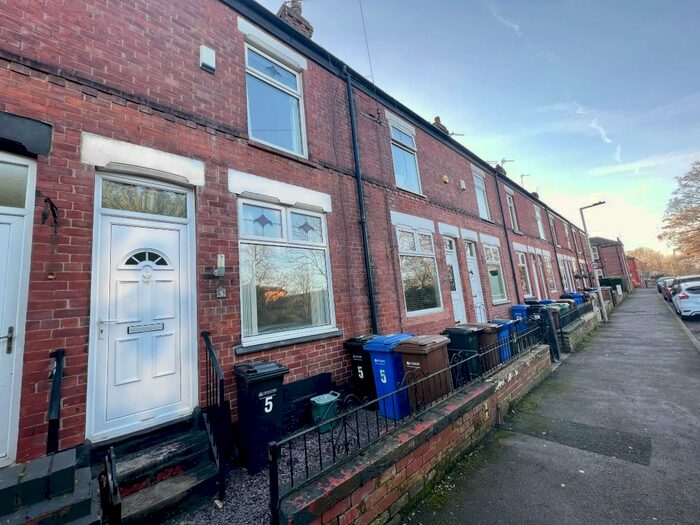 2 Bedroom Property To Rent In Gorsey Mount Street, Offerton, Stockport, SK1