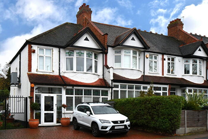 3 Bedroom End Of Terrace House For Sale In Cranston Road, London, SE23