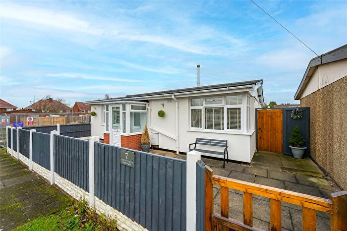 2 Bedroom Bungalow For Sale In Chestnut Grove, Wednesfield, Wolverhampton, West Midlands, WV11