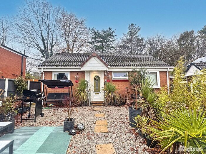 2 Bedroom Bungalow For Sale In Littlebourne, Runcorn, WA7