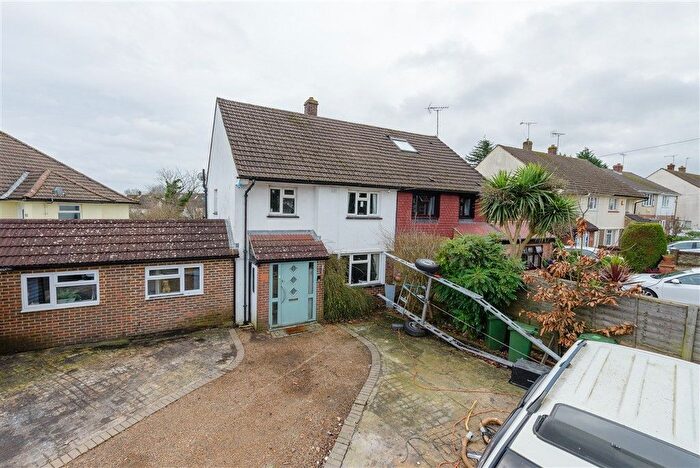 4 Bedroom Semi-Detached House For Sale In Mckenzie Road, Lordswood, Kent, ME5