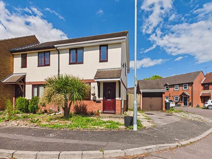 3 Bedroom End Of Terrace House For Sale In Ellicks Close, Bradley Stoke, Bristol, South Gloucestershire, BS32
