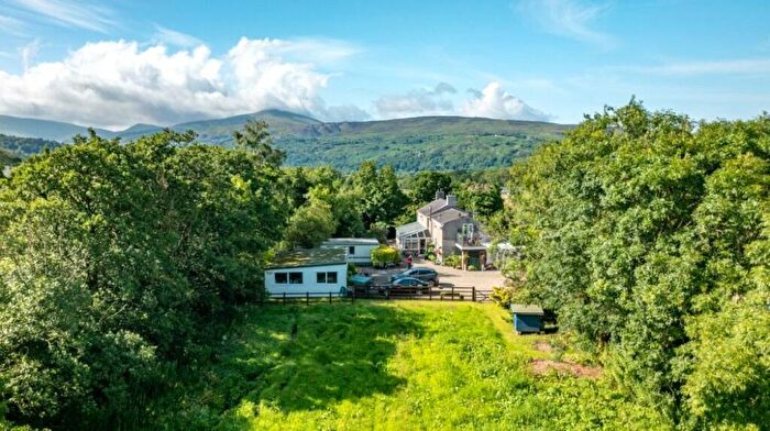 4 Bedroom Detached House For Sale In Weirglodd Las, Penisarwaun, Gwynedd, LL55