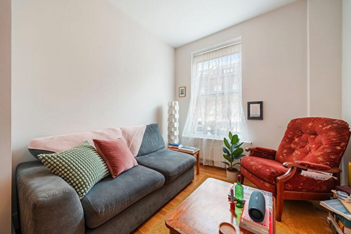 1 Bedroom Flat To Rent In Stroud Green Road, London, N4