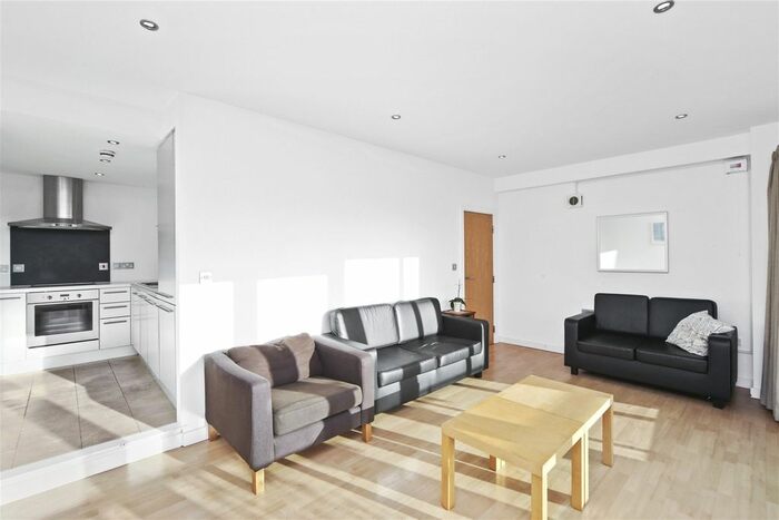 2 Bedroom Flat To Rent In Welland Street, London, SE10