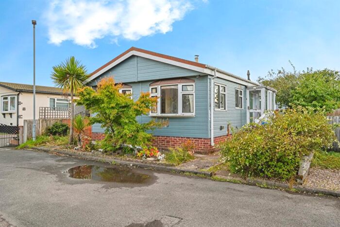 3 Bedroom Park Home For Sale In London Road, Derby, DE24