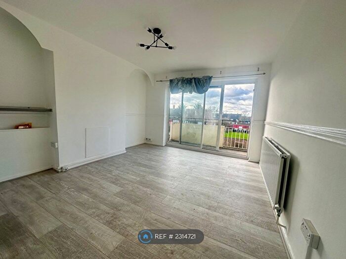 1 Bedroom Flat To Rent In Ayles Road, Hayes, UB4