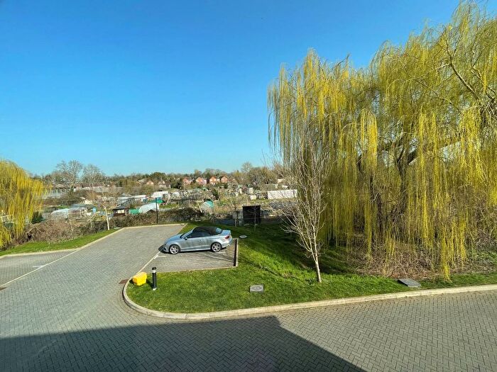 2 Bedroom Terraced House To Rent In Wallingford Way, Berkshire, Maidenhead, SL6