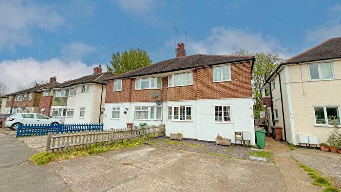 2 Bedroom Maisonette For Sale In Reynolds Close, Carshalton, Surrey., SM5
