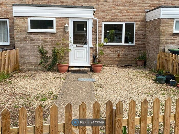 3 Bedroom Terraced House To Rent In Upper Gordon Road, Christchurch, BH23