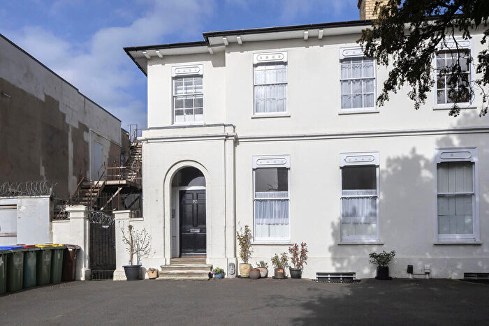2 Bedroom Apartment To Rent In Winchcombe Street, Cheltenham, GL52