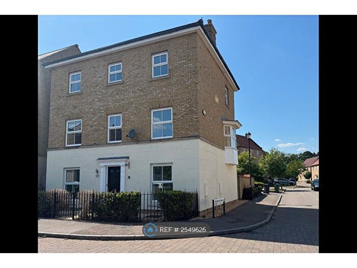 5 Bedroom Detached House To Rent In Whittington Chase, Milton Keynes, MK4