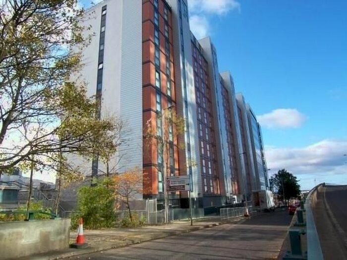 2 Bedroom Flat To Rent In Stobcross Street, Glasgow, G3