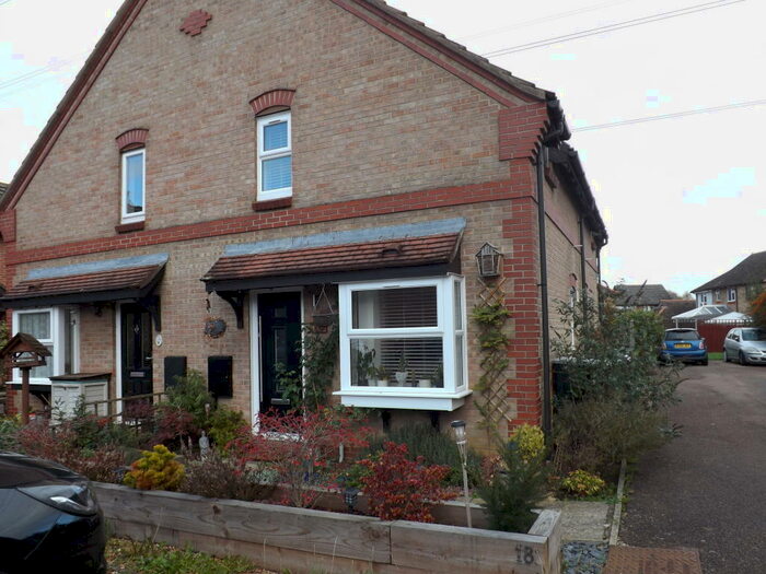 1 Bedroom House To Rent In Burridge Close, MK43