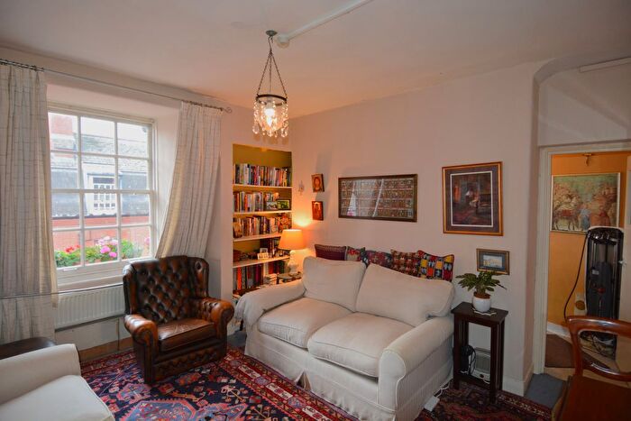 Studio For Sale In Page Street, London, SW1P