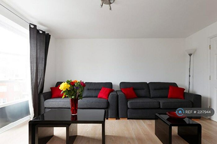 2 Bedroom Flat To Rent In Albatross Close, London, E6