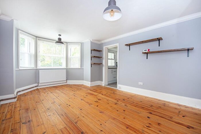 2 Bedroom Apartment To Rent In Springfield Road Kingston Upon Thames, KT1