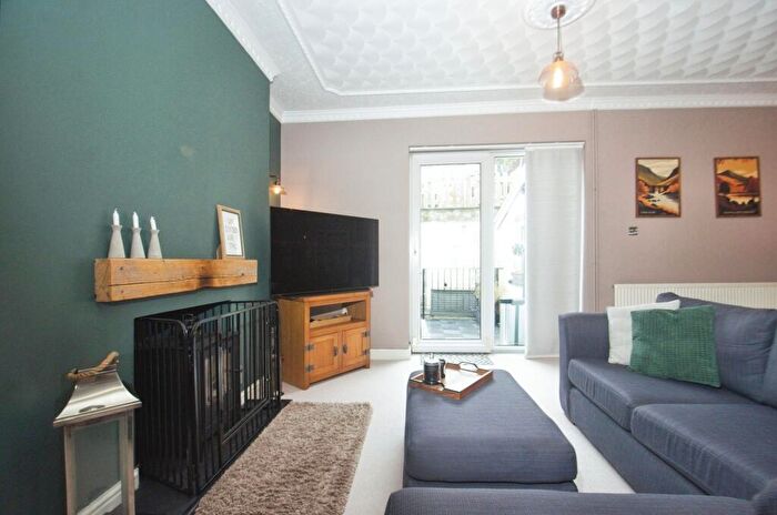 3 Bedroom Terraced House For Sale In Jubilee Road, Abertillery, NP13
