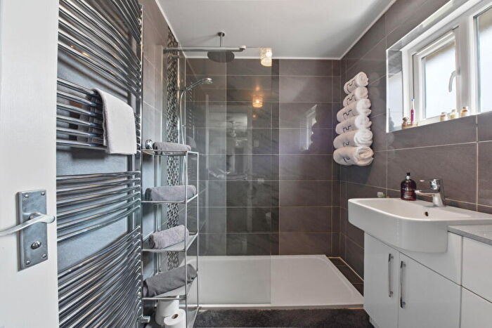 4 Bedroom Detached House For Sale In Recreation Way, Kemsley, Sittingbourne, ME10