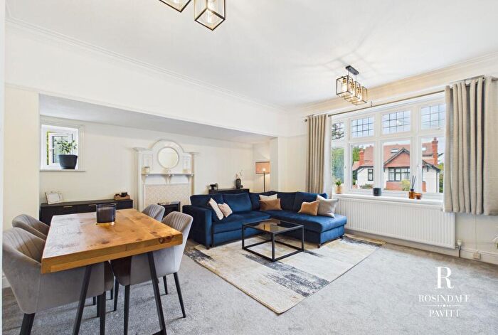 1 Bedroom Flat For Sale In Hillcroome Road, South Sutton, SM2