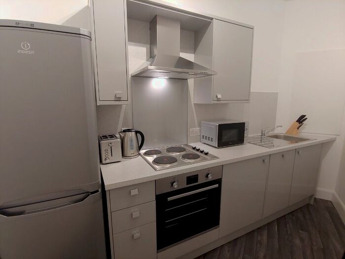 2 Bedroom Flat To Rent In Appin Terrace, Slateford, Edinburgh, EH14