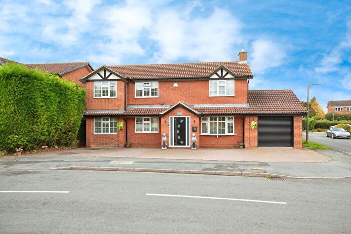 5 Bedroom Detached House For Sale In Deerhill, Wilnecote, Tamworth, B77
