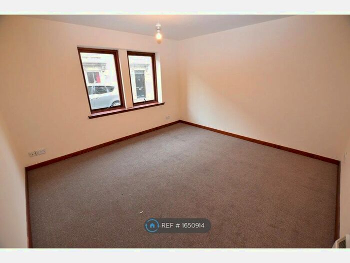 2 Bedroom Flat To Rent In St Mary's Court, Elgin, IV30