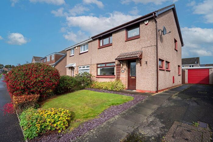3 Bedroom Semi-Detached House For Sale In Duddingston Drive, Kirkcaldy, KY2