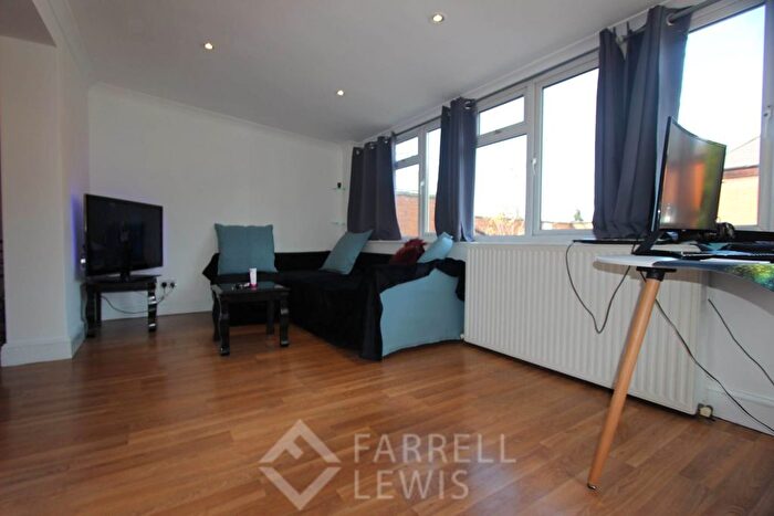 1 Bedroom Flat To Rent In The Vale, Acton, W3