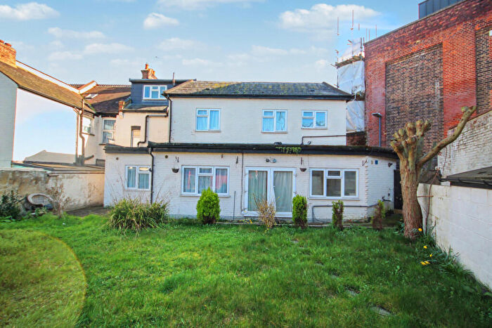 2 Bedroom Maisonette For Sale In Herga Road, Harrow, Middlesex, HA3