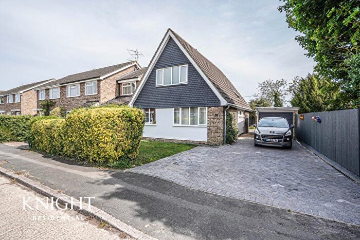 3 Bedroom Chalet For Sale In Keable Road, Marks Tey, Colchester, CO6