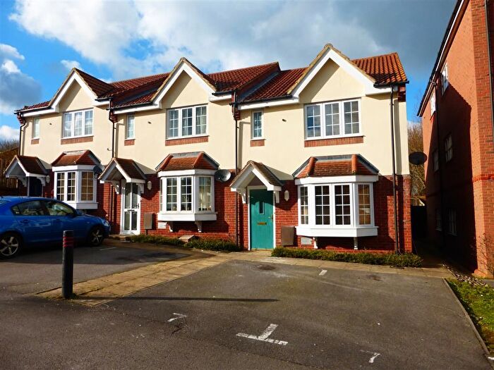 3 Bedroom End Of Terrace House To Rent In Borough Bridge, Oakhill, Milton Keynes, MK5
