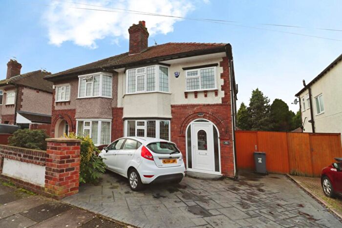 3 Bedroom Semi-Detached House For Sale In Heather Dene, Bromborough, CH62