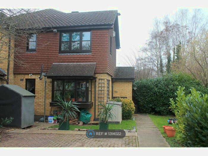 1 Bedroom Terraced House To Rent In Devoil Close, Guildford GU4