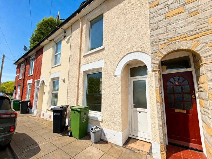 2 Bedroom Terraced House To Rent In Byerley Road, Portsmouth, PO1